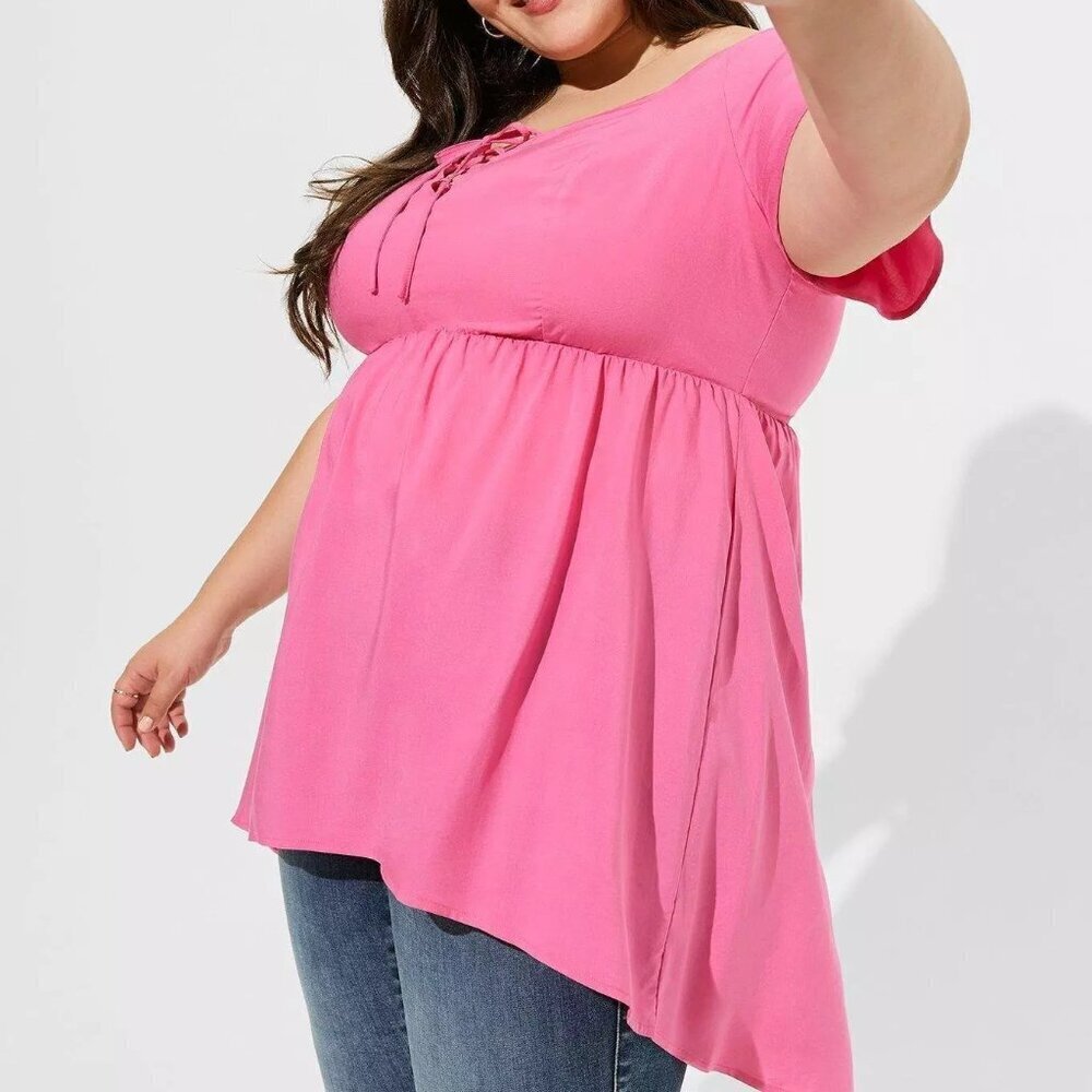 NWT Torrid Gin Fizz Babydoll Challis Lace Up Hi Low Top in Size 2 (18/20)